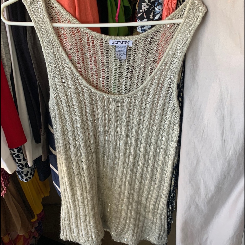 Lightweight knit tank
